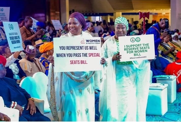 Women group at public hearing on Reserved Seats for Women Bill by the House of Representatives 
(Image UNDP website) 